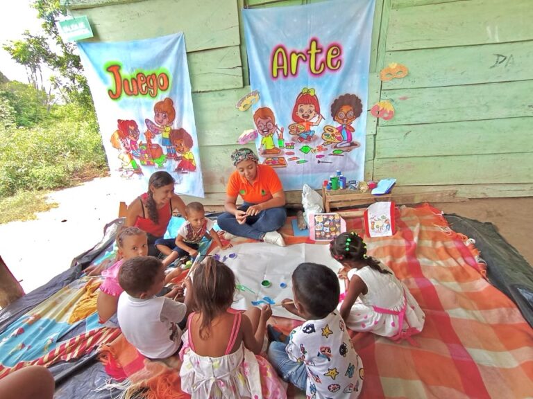 Fundación Raizal Refuerza el Vínculo entre Madres Gestantes y sus Pequeños a través de la Lectura y Actividades